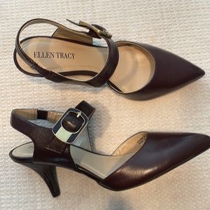 Ellen Tracy Dress Shoes Chocolate brown,size 6.5, New in Box